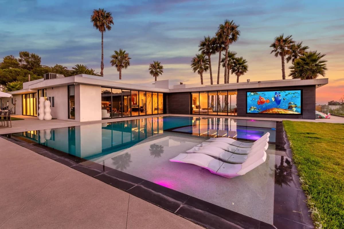 Wander Hollywood Glow - Image 3