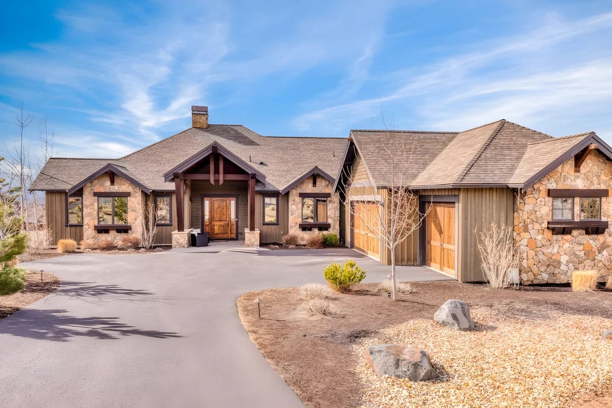 Wander Powell Butte Canyons