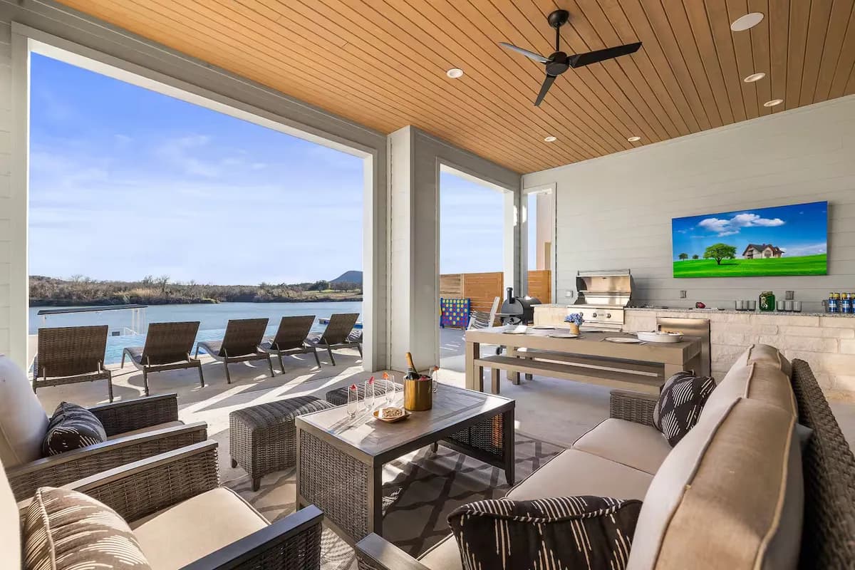 Wander Kingsland Meadow - Image 4