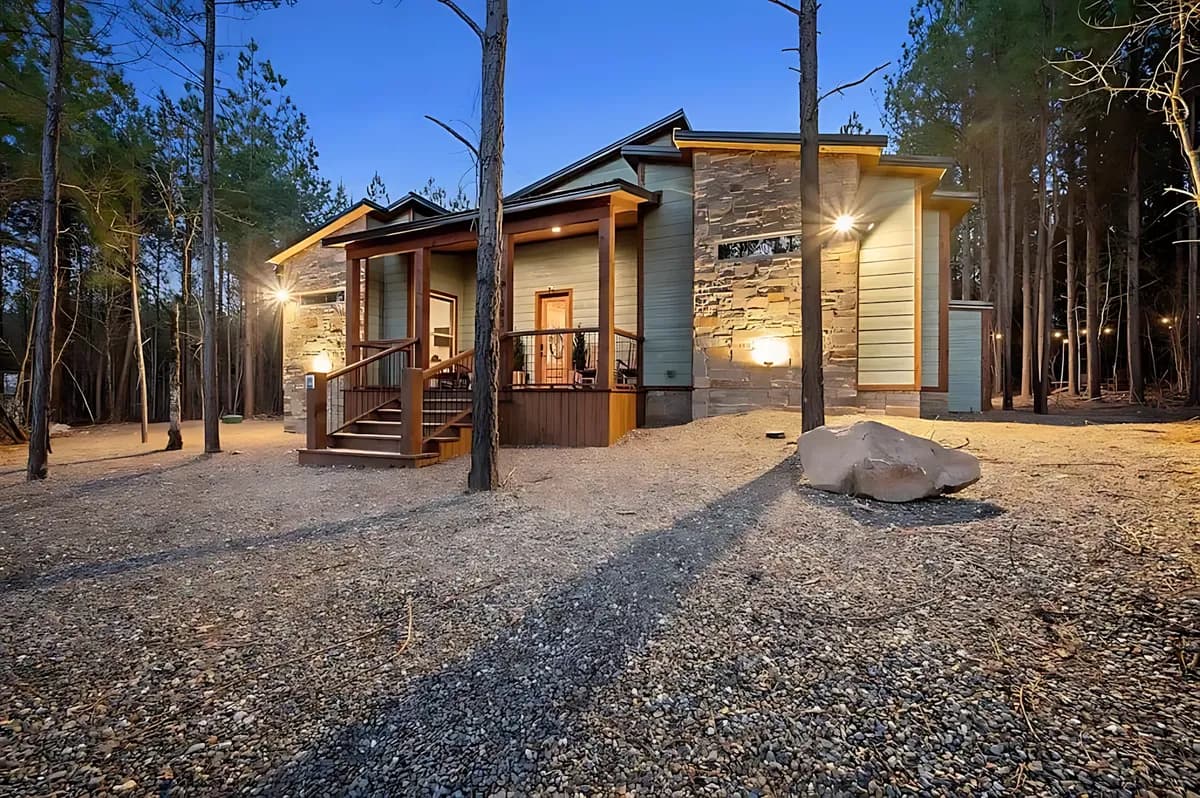 Wander Broken Bow Mountain - Image 3