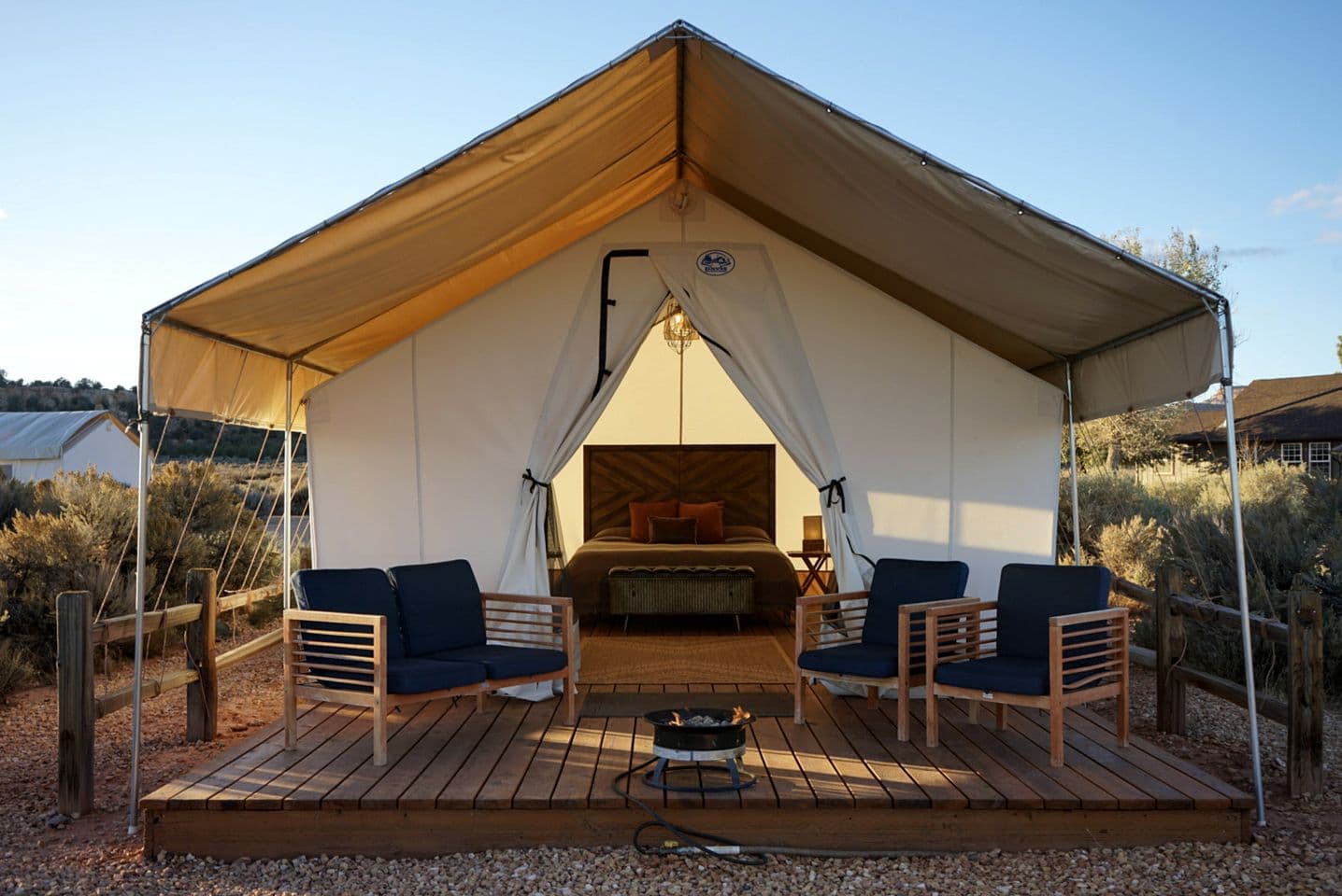Luxury Camping Alongside the Grand Staircase-Escalante National Monument in Utah