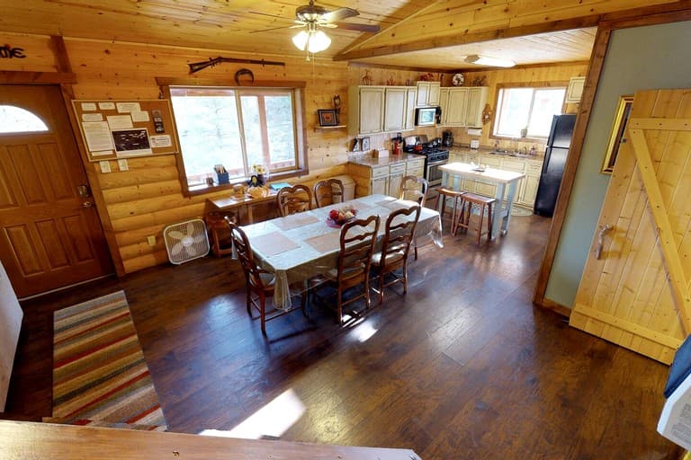 Enormous Ranch Impressive for Big Groups with BBQ and Fire Pit in Utah - Image 3