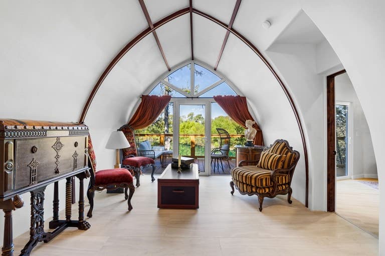 Impressive Unique Castle Dome with Spectacular Panoramic Views and Stunning Design in Elgin, Texas - Image 3